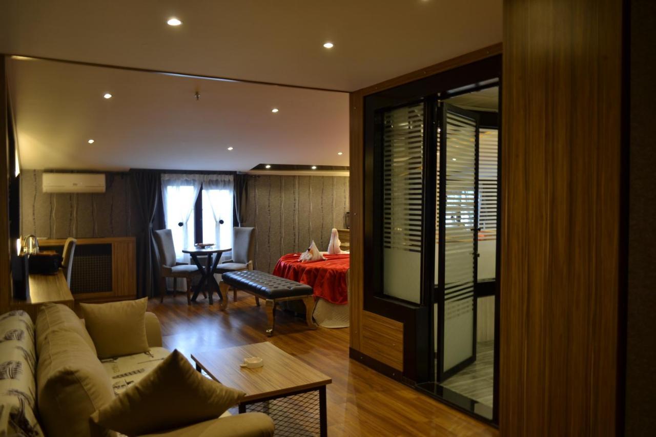 Gumus Palace Suites Istanbul Exterior photo